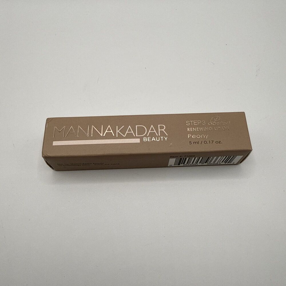 Mannakadar Beauty Step 3 Lip Renewing Oil in Peony 3.5 ml/0.12 oz